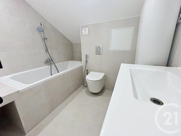 Maison à vendre  2 pièces - 71,80 m 2   VILLEJUIF  - 94