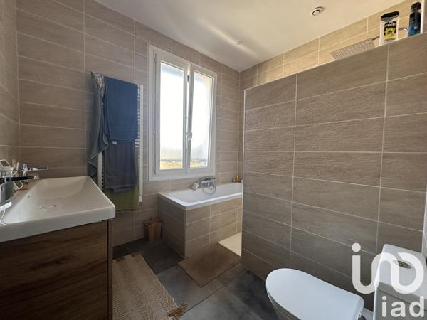 Maison à vendre 5 pièces 130 m² Saint-Vincent-de-Tyrosse