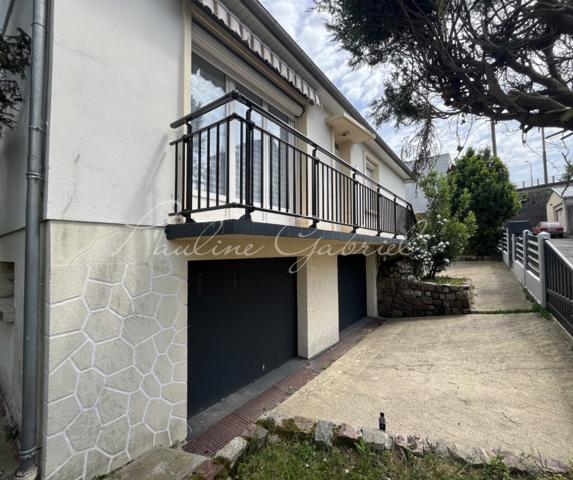 Maison rénovée à Sainte-Cécile, 4 chambres, sous-sol complet, jardin
