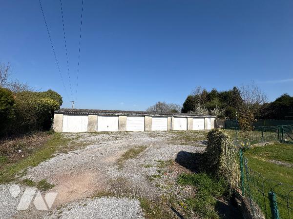 Dans un environnement paisible, découvrez en exclusivité cette maison individuelle à rénover,