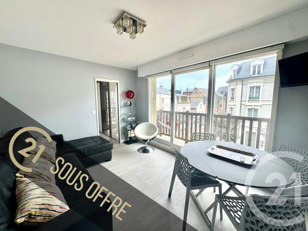 Appartement F2 à vendre  2 pièces - 30 m 2   DEAUVILLE  - 14