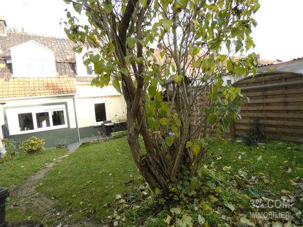 Maison semi-flammande double distribution avec garage Wattrelos (59150)