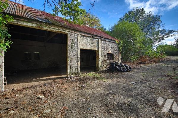Ancien Corps de ferme - à 4 km du bourg de Bricquebec-en-Cotentin