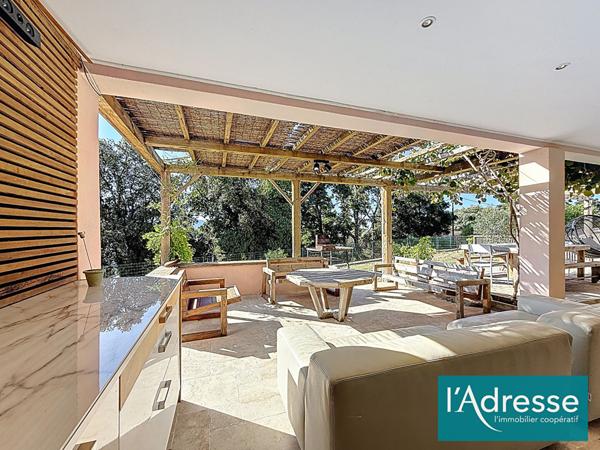 Maison Sarrola Carcopino avec piscine - 10 pièces 288 m² - 2 logements indépendants