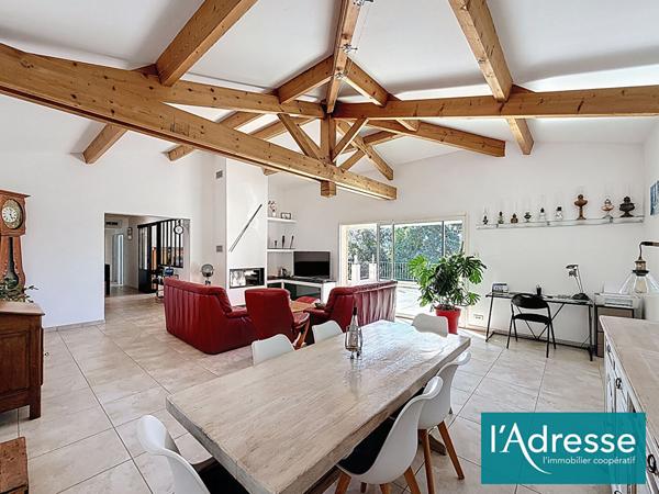 Maison Sarrola Carcopino avec piscine - 10 pièces 288 m² - 2 logements indépendants