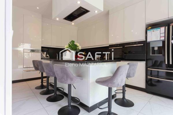 MAISON 5 CHAMBRES PROCHE GARE TRAM 13