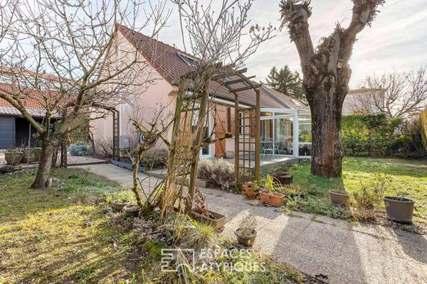 Maison avec jardin à proximité du métro Cuire