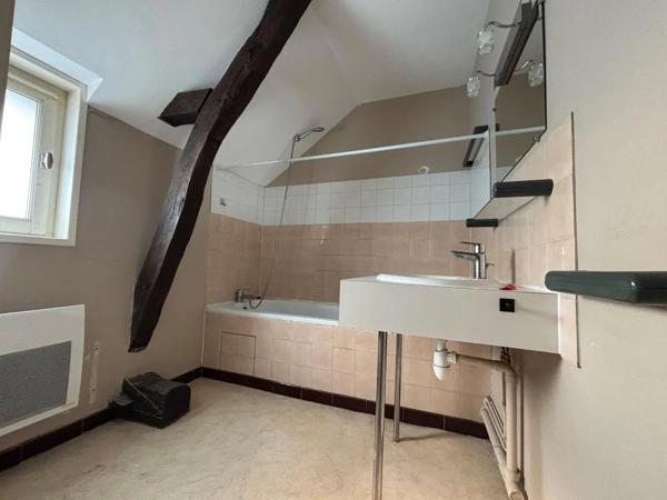 Appartement à louer 3 pièces 58m²