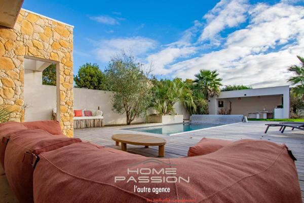 ROYAN LA ROCHE - UNE CONTEMPORAINE DE 2023 INSPIREE DU SUD