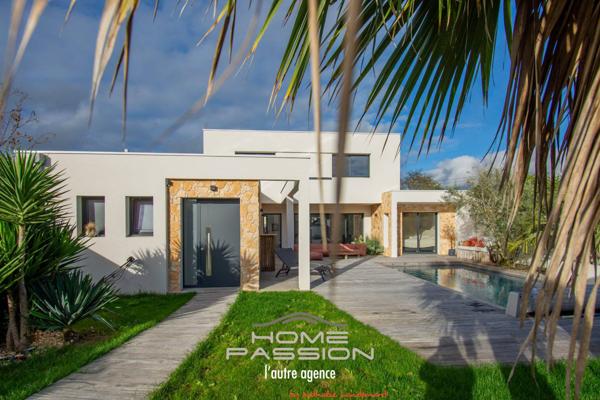 ROYAN LA ROCHE - UNE CONTEMPORAINE DE 2023 INSPIREE DU SUD