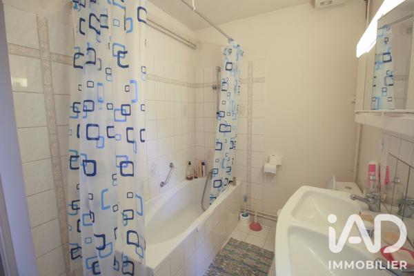 Location maison 6 pièces 160 m² Serbonnes