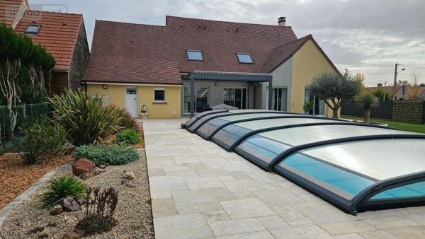 Maison de ville à vendre à La Suze-sur-Sarthe dans la Sarthe (72210), ref : HB-1793