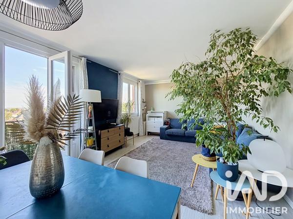 Appartement à vendre 4 pièces 79,74 m² Le Mesnil-le-Roi