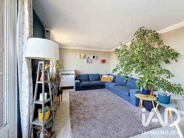 Appartement à vendre 4 pièces 79,74 m² Le Mesnil-le-Roi