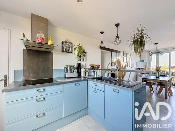 Appartement à vendre 4 pièces 79,74 m² Le Mesnil-le-Roi