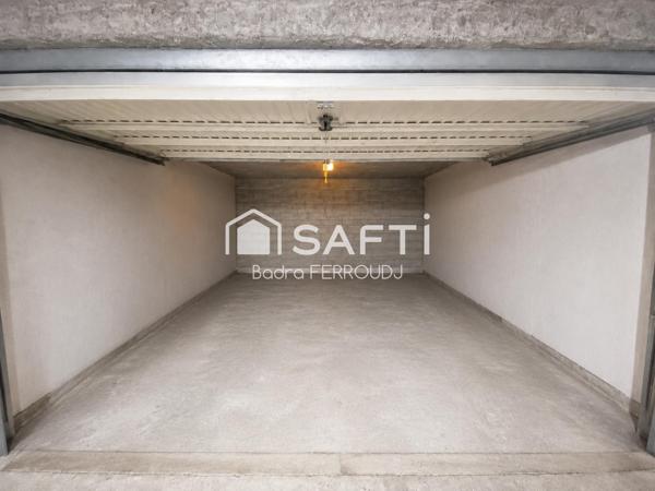 Coup de cœur – Grand 5 pièces avec balcon 9m2 sans vis-à-vis, box et cave, à proximité du métro Ligne 9.