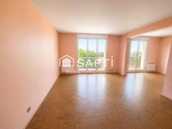 Coup de cœur – Grand 5 pièces avec balcon 9m2 sans vis-à-vis, box et cave, à proximité du métro Ligne 9.