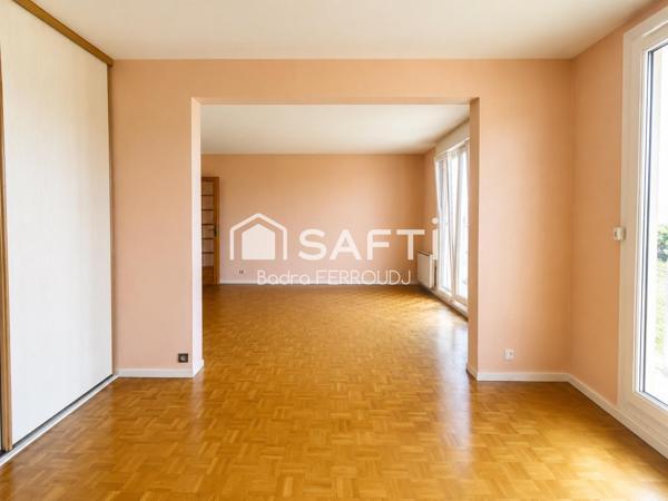 Coup de cœur – Grand 5 pièces avec balcon 9m2 sans vis-à-vis, box et cave, à proximité du métro Ligne 9.