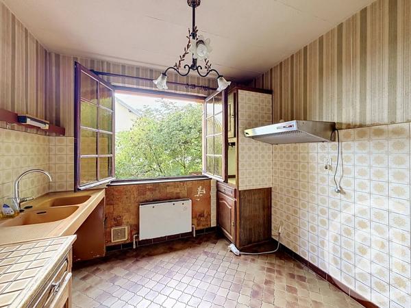 Maison à vendre  7 pièces - 105 m 2   SOCHAUX  - 25