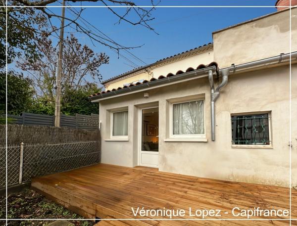 Exclusivité, Agen Nord, charmante maison de ville en pierre T3 de 63 m² entièrement rénovée, proche du canal et centre ville accessible à pied.