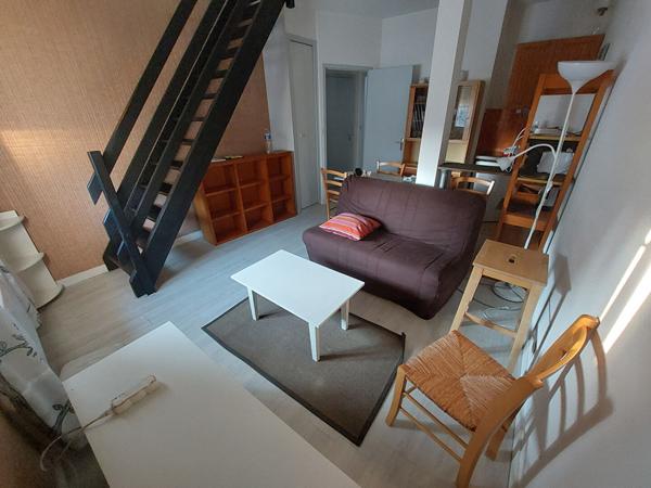 RENNES rue de Saint Malo - Appartement meublé en bon état