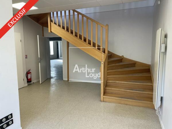 Saint Pierre du Perray - vente - bureaux avec stockage