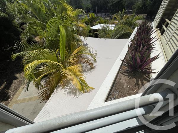 Appartement F3 à vendre  3 pièces - 71,20 m2 ST PAUL - 974