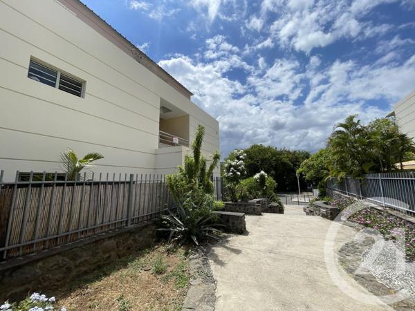 Appartement F3 à vendre  3 pièces - 71,20 m2 ST PAUL - 974