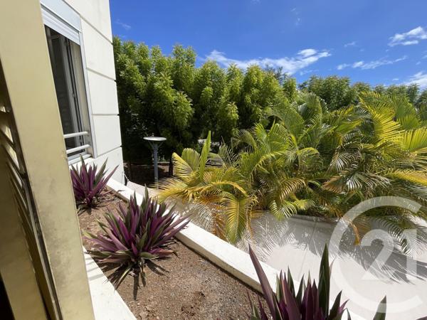 Appartement F3 à vendre  3 pièces - 71,20 m2 ST PAUL - 974