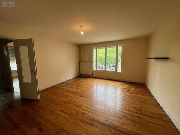 Maison à vendre à Longué-Jumelles dans le Maine-et-Loire (49160), ref : 49107-1117