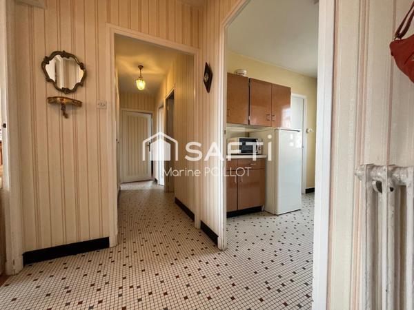 APPARTEMENT 4 Pièces CHATENOY LE ROYAL CENTRE