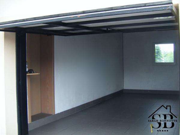 Saint-Louis (68300) Maison de 2004, 131,49 m2 habitables avec terrasse et jardin, garage + 2 places de parking privées