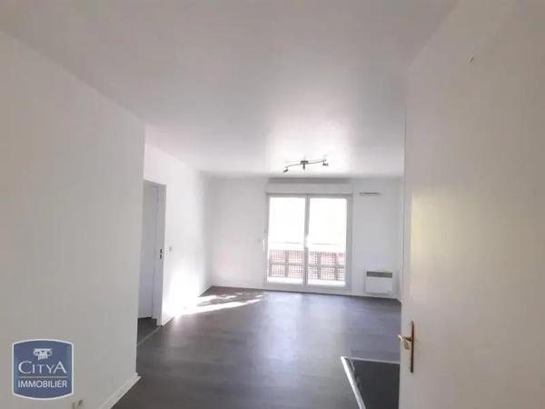 Appartement à louer 2 pièces 37.51m² Ris-Orangis (91130)