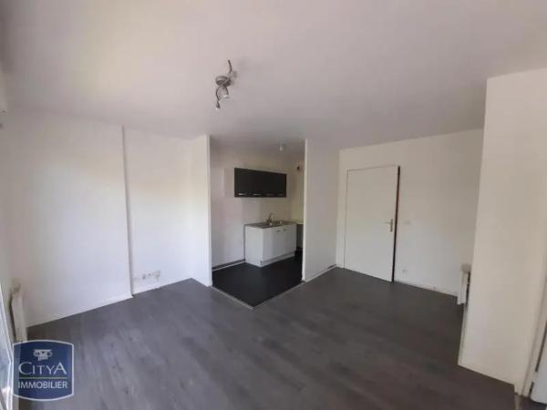 Appartement à louer 2 pièces 37.51m² Ris-Orangis (91130)