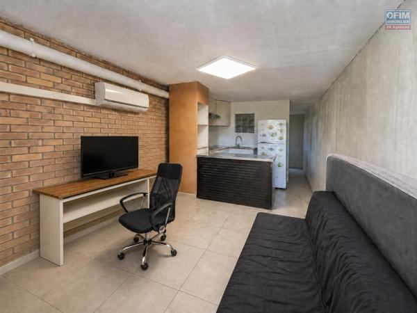 Saint-Gilles-les-Bains – Ensemble immobilier T2 + espace aménagé indépendant