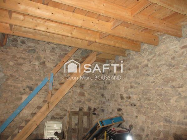 BELMONT DE LA LOIRE Maison 3 pièces à rénover 63M²