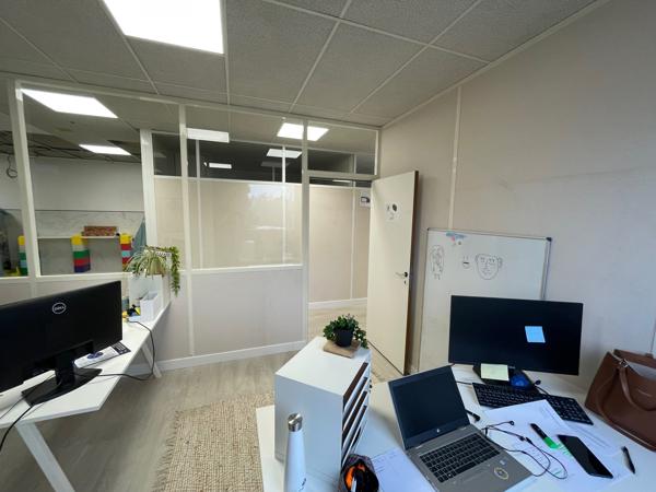 A LOUER BUREAUX 127 M2 COMPIEGNE - ZAC DE MERCIERES