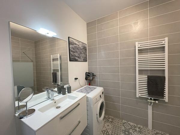 STUDIO MEUBLE 24m2 - RUEIL-MALMAISON 500m du COEUR DE VILLE - IMMEUBLE RECENT - ORIENTE SUD