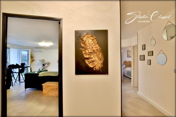 Appartement à vendre 3 pièces ,2 places de parking ,dernier étage AGDE (34)