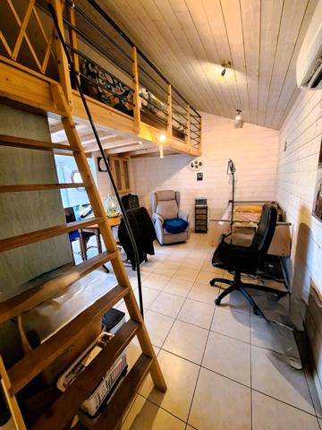 Maison familiale rénovée de 121 m² habitables + espaces complémentaires Terrain clos de 1 417 m²