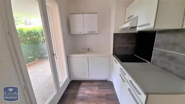 Appartement à louer 3 pièces 58.65m² Saint-Apollinaire (21850)