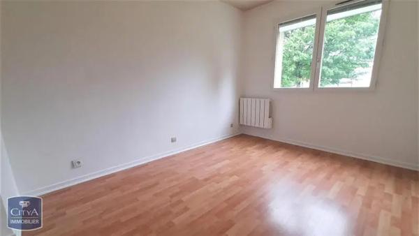 Appartement à louer 3 pièces 58.65m² Saint-Apollinaire (21850)