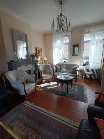 Maison à OISEMONT, 80140 - 9 pièces 170m²