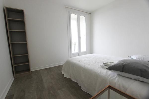 UN APPARTEMENT DE TYPE 3, MEUBLÉ, A PROXIMITÉ DE L’HÔPITAL. -