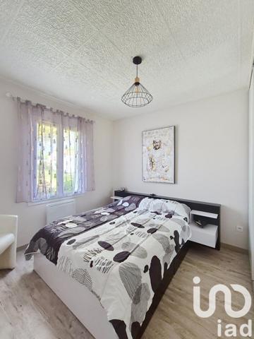 Maison traditionnelle 5 pièces de 104 m² à Saint-Pierre-le-Vieux (85420)