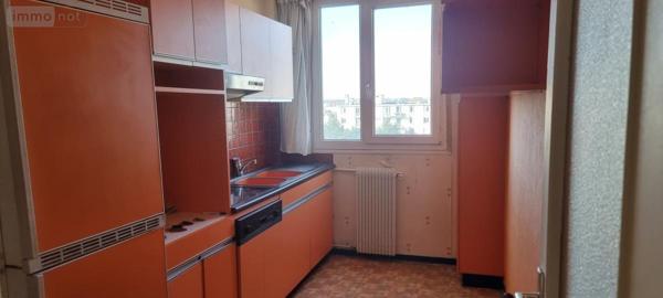 Appartement à vendre à Tours dans l'Indre-et-Loire (37000), ref : 37007-2790