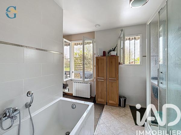 Maison à vendre 5 pièces 110 m² Nogent-le-Roi