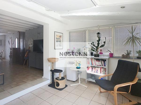 À acheter en Essonne - Maison individuelle - 3 chambres - sous-sol total - jardin - dépendance - vie de plain-pied -10 minutes à pied des commerces - 2 minutes à pied de l'école élémentaire - lycée et collège à proximité - 40 minutes de Paris en RER C.