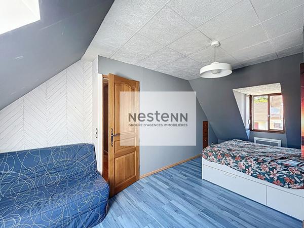 À acheter en Essonne - Maison individuelle - 3 chambres - sous-sol total - jardin - dépendance - vie de plain-pied -10 minutes à pied des commerces - 2 minutes à pied de l'école élémentaire - lycée et collège à proximité - 40 minutes de Paris en RER C.