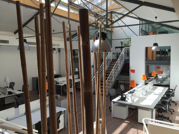 Bureau 15 pièces - 653 m²